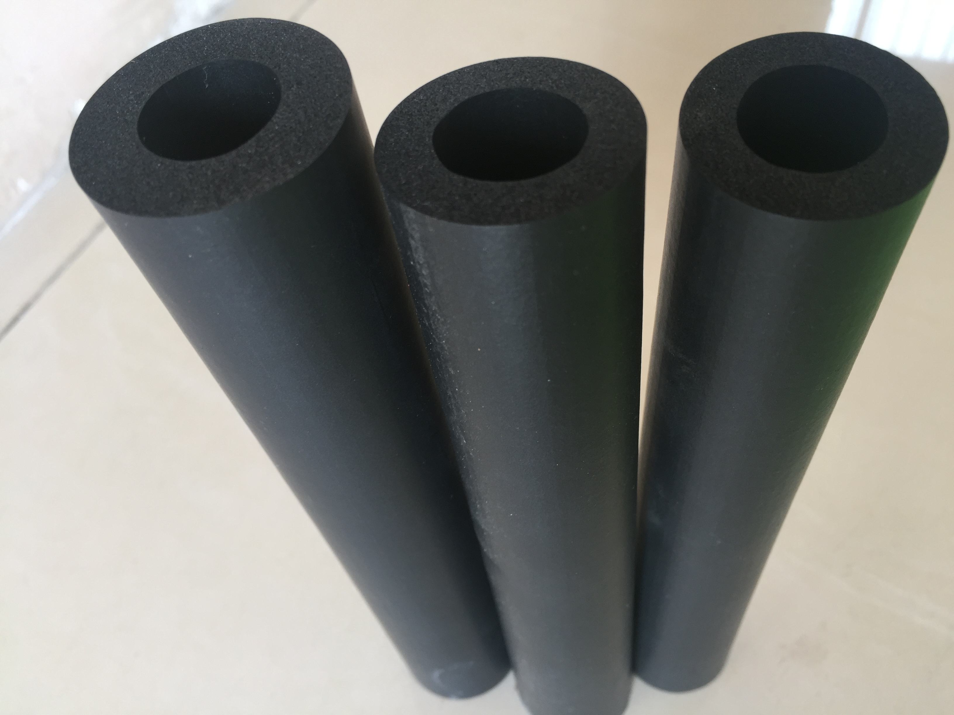 專業解析 橡塑保溫管廠家與橡塑材料的核心價值